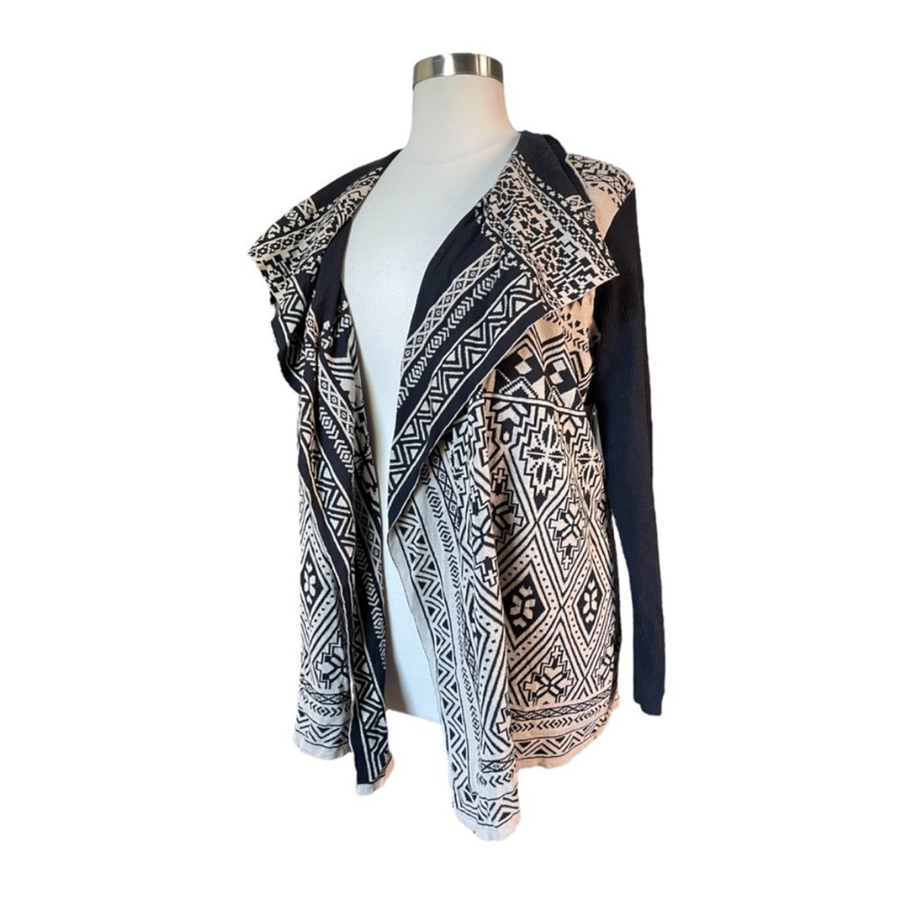 Lucky Brand Black and Cream Geometric Open Front Cardigan 2X